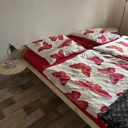 Gaestehaus Aarninkstrasse Apartment Nordhorn Bagian luar foto